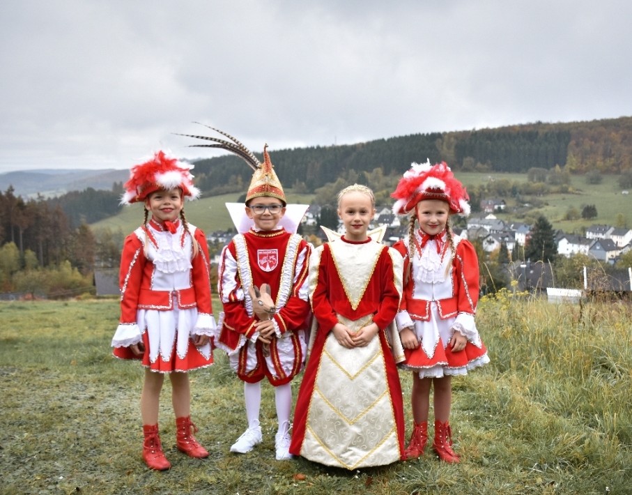 Mia I. (Stinner) und Justus I. (Stinner)