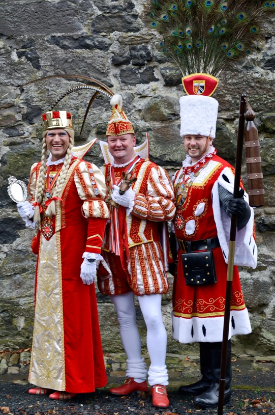 Jungfrau Ritchyna (Thomas Richartz) Prinz Andreas II. (John) Bauer Sven (Siefert)